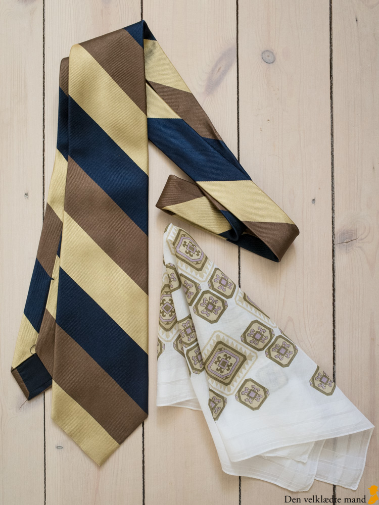 kombinere slips og lommetørklæde lommeklud